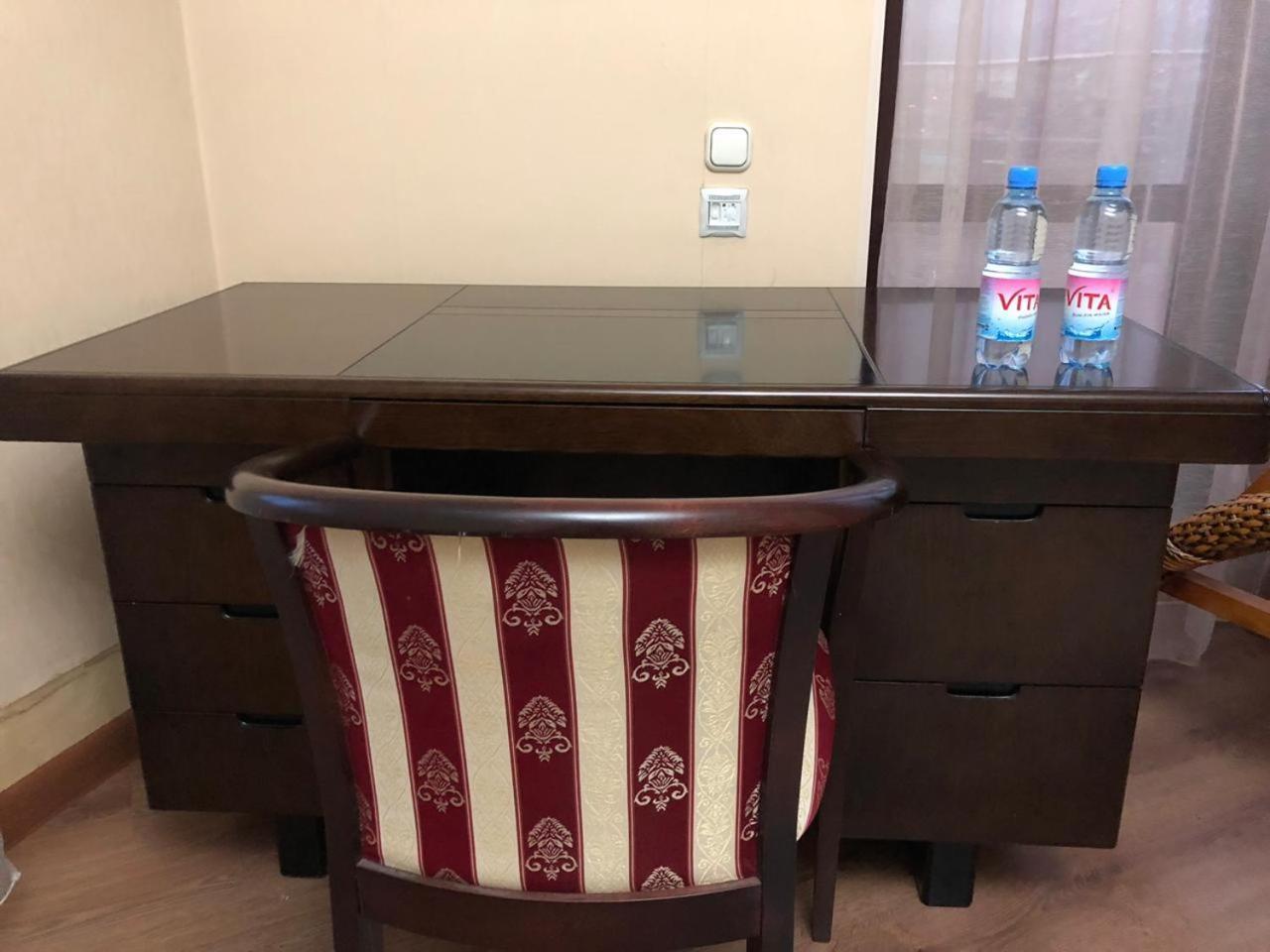 Penthouse With 3-Bedrooms Αλμάτι Εξωτερικό φωτογραφία