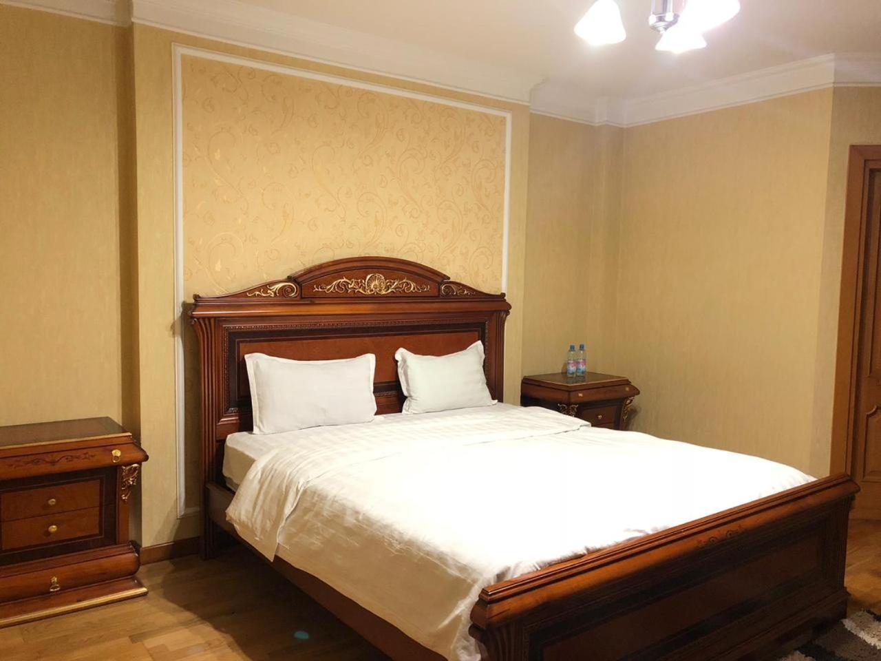 Penthouse With 3-Bedrooms Αλμάτι Εξωτερικό φωτογραφία
